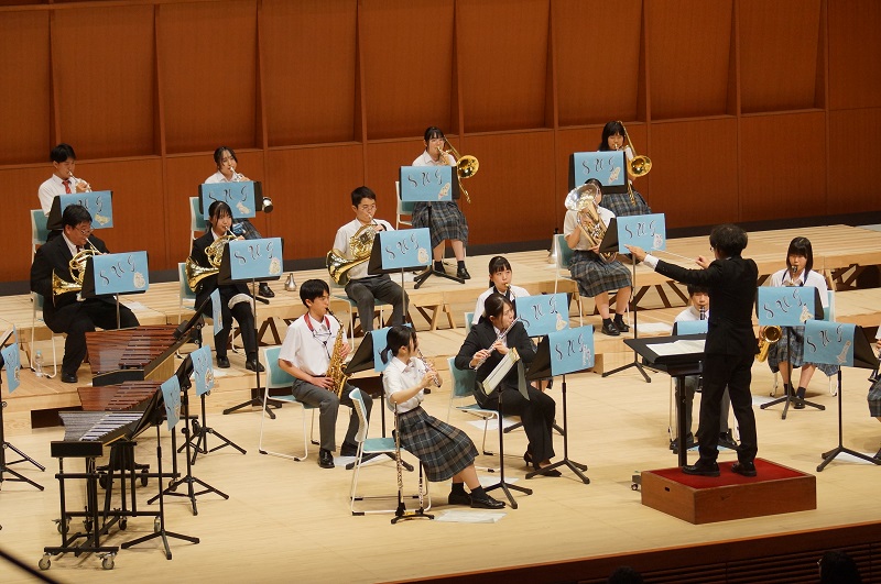 http://www.ursula.ed.jp/high/news/DSC01807.JPG