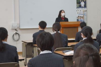 http://www.ursula.ed.jp/high/news/DSC04387.JPG