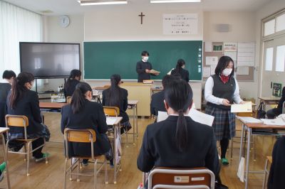 http://www.ursula.ed.jp/high/news/DSC04391.JPG