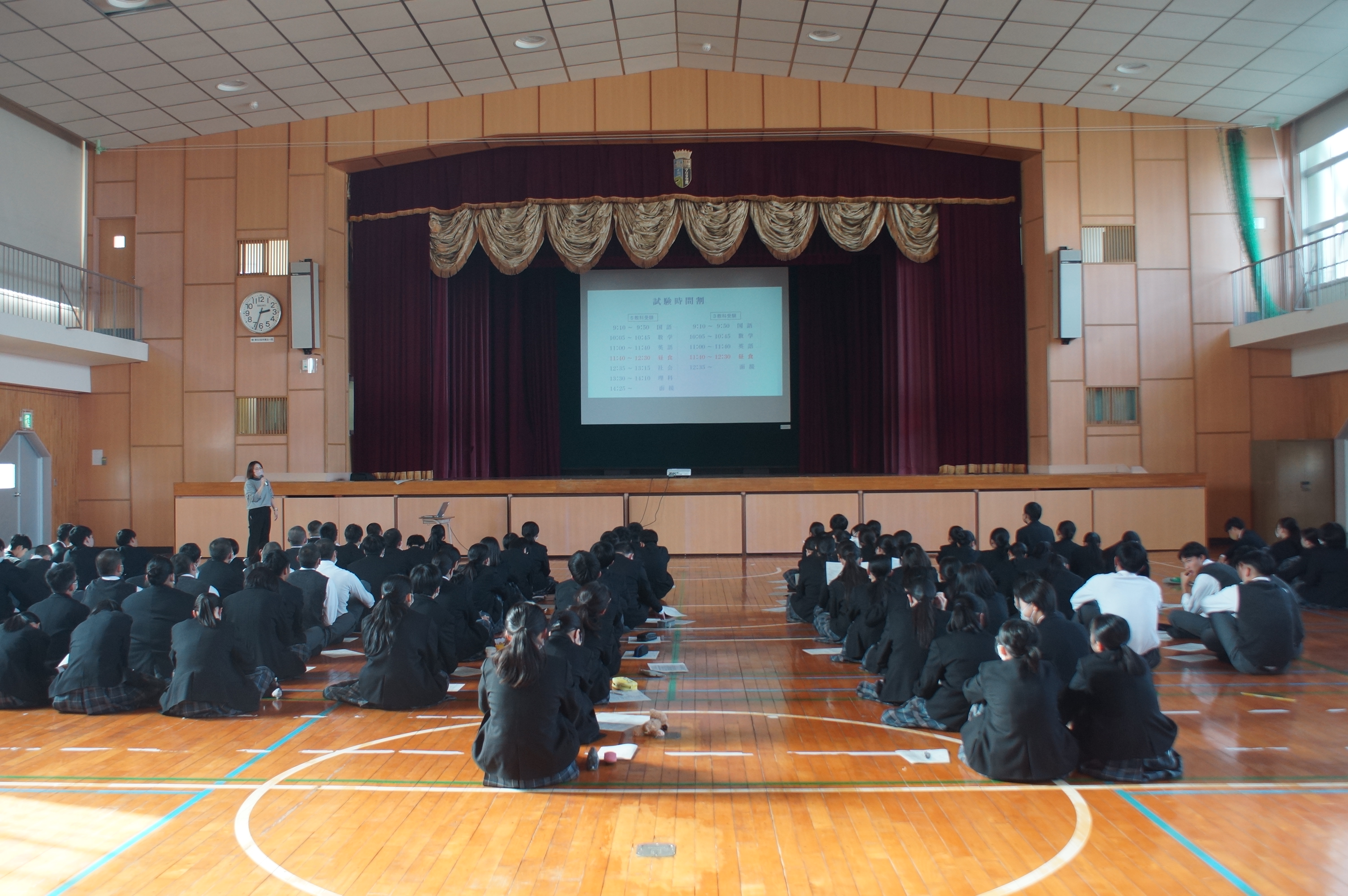 http://www.ursula.ed.jp/high/news/DSC04405.JPG