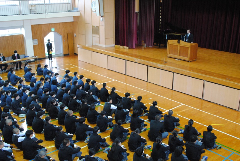 http://www.ursula.ed.jp/high/news/DSC_6357.JPG