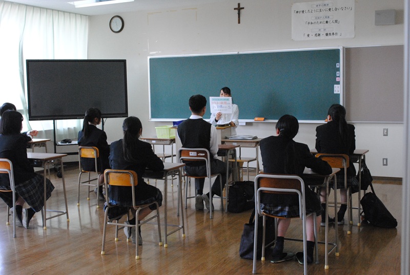 http://www.ursula.ed.jp/high/news/DSC_6532.JPG