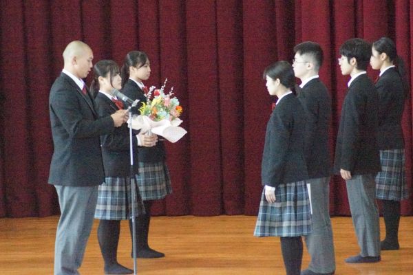 http://www.ursula.ed.jp/high/news/R7%E9%AD%82%E3%82%86%E3%81%9A%E3%82%8A%20%282%29.JPG
